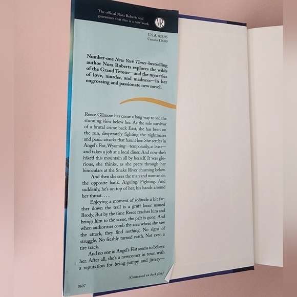 Nora Roberts "Angels Fall" Hardback Book - Picture 3 of 7